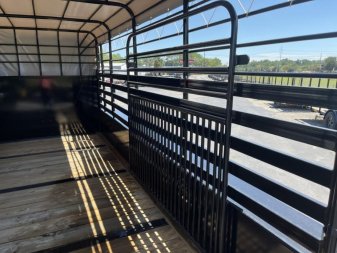 New ST1612G TEXAS TRAILERS 16' GOOSENECK STOCK TRAILER