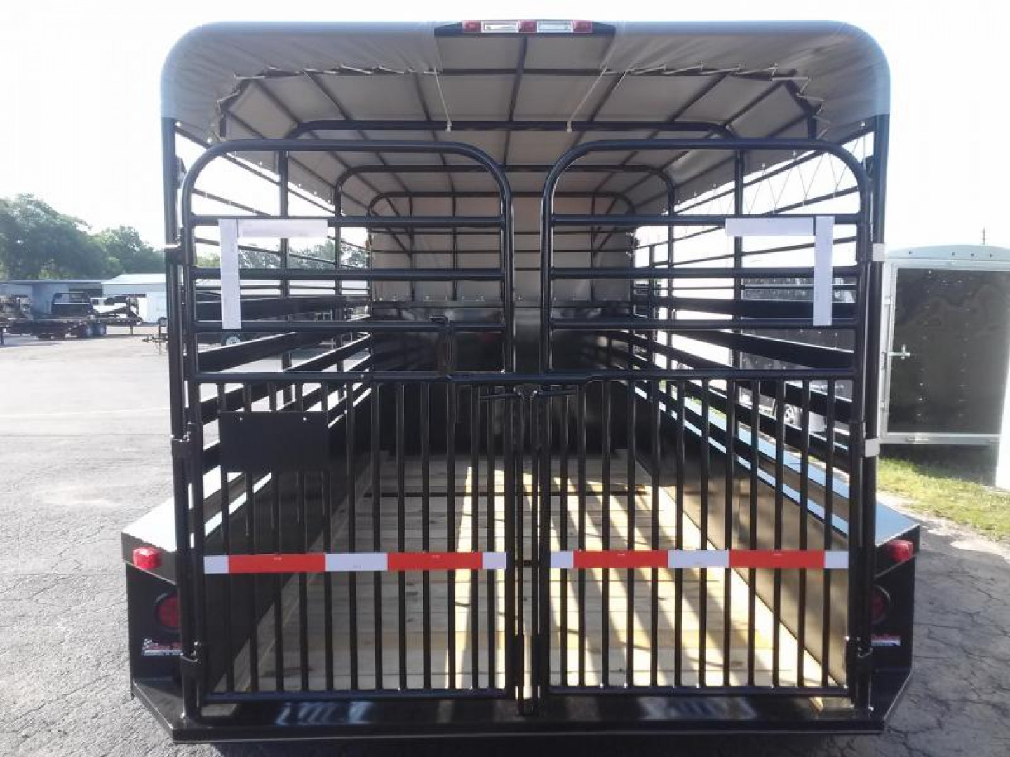 New ST1410B TEXAS TRAILERS 14' BUMPER PULL STOCK TRAILER