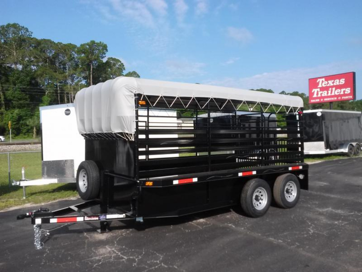 New ST1410B TEXAS TRAILERS 14' BUMPER PULL STOCK TRAILER