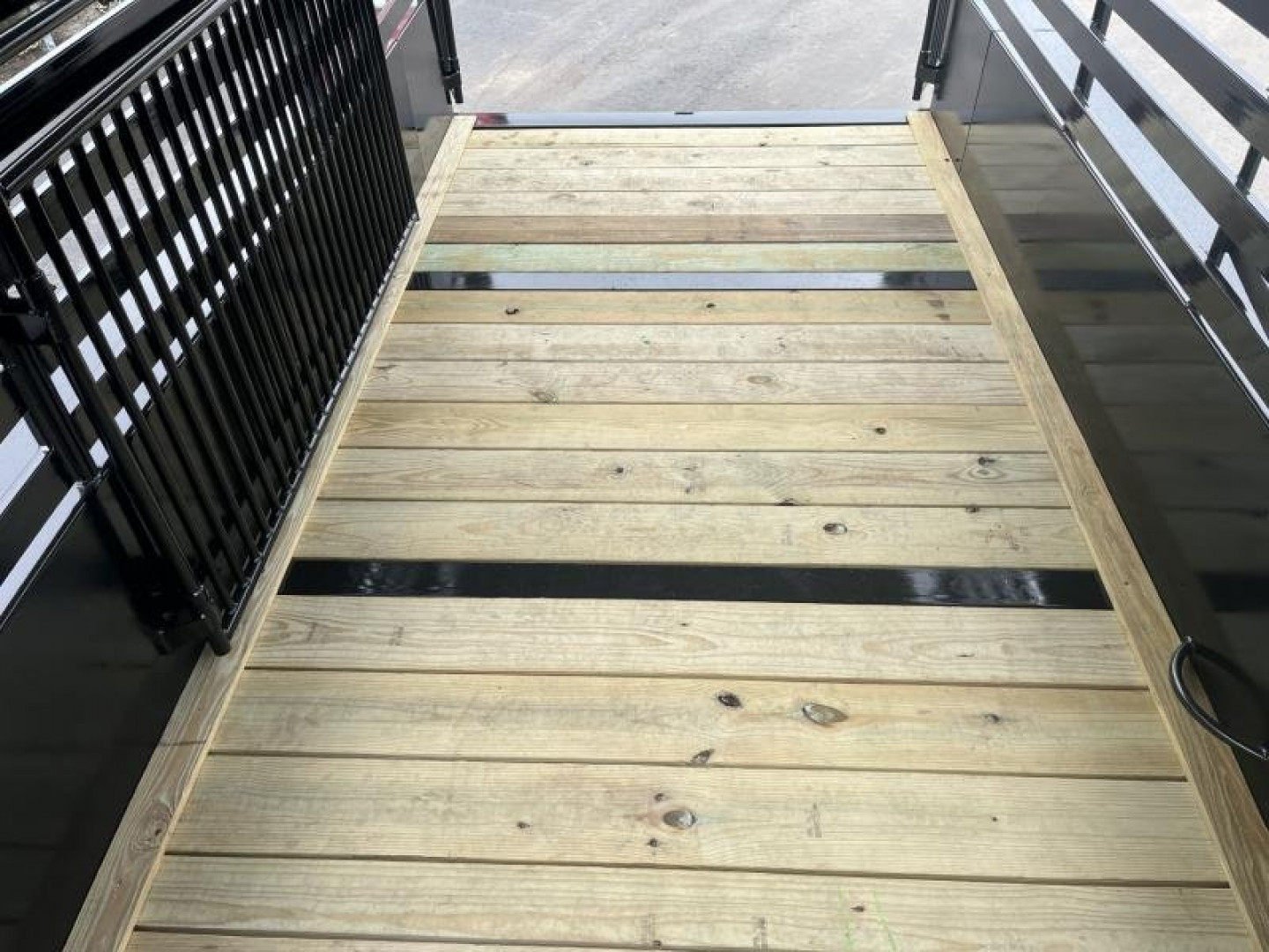 New ST1410B TEXAS TRAILERS 14' BUMPER PULL STOCK TRAILER