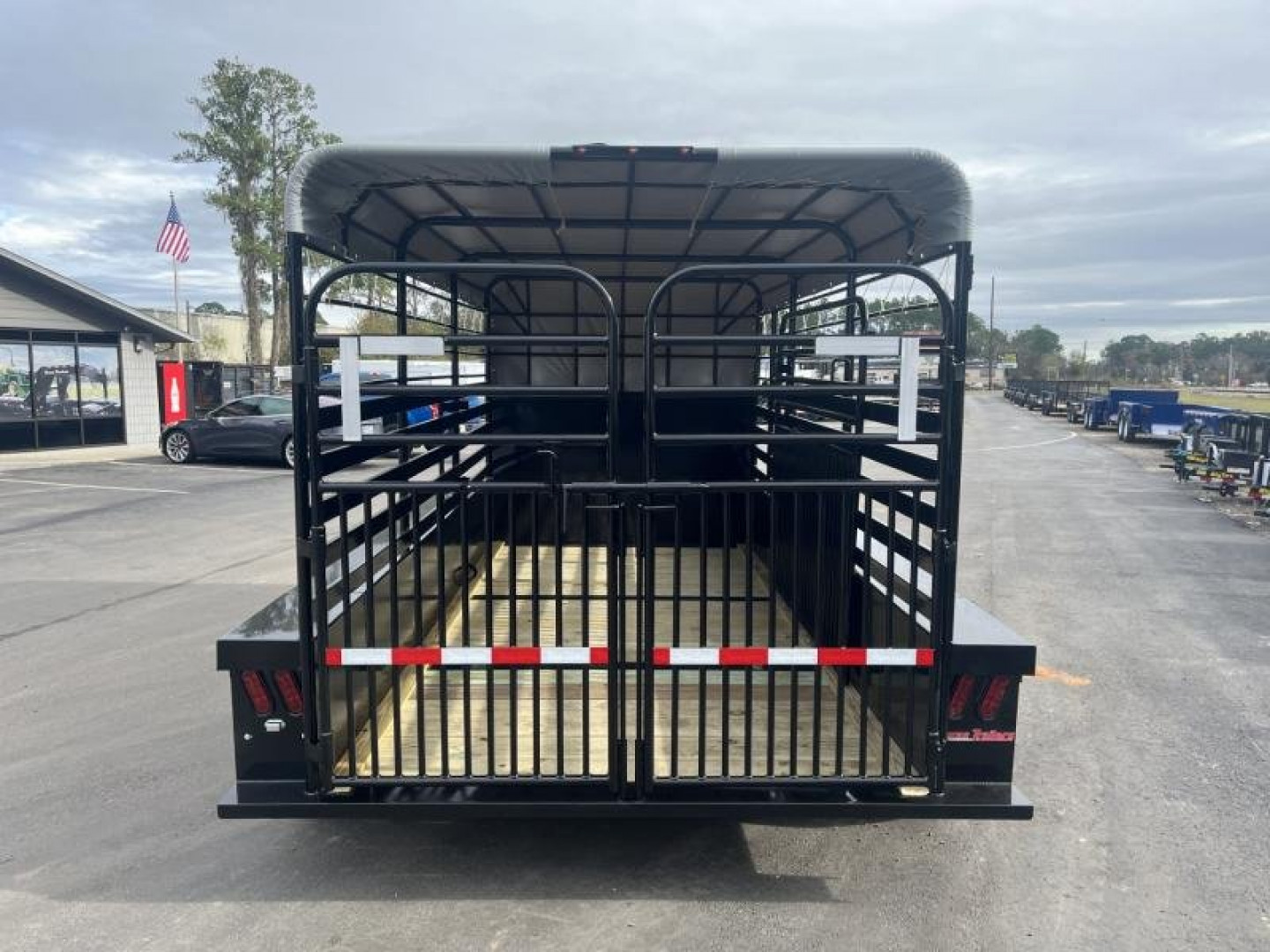 New ST1410B TEXAS TRAILERS 14' BUMPER PULL STOCK TRAILER