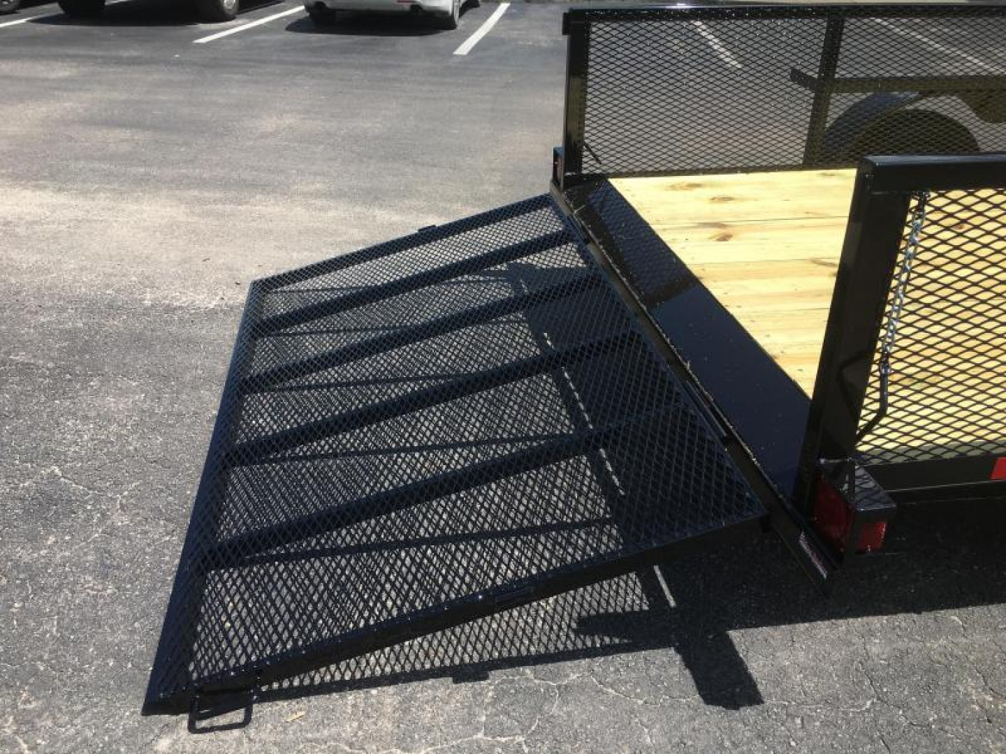 New LM61870 TEXAS TRAILERS 6'10" X 18' LAWN MAINTENANCE TRAILER