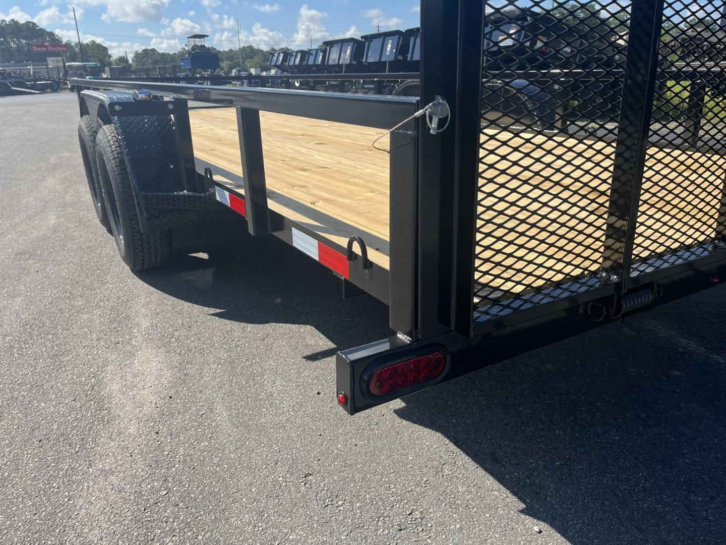 New UT62070 TEXAS TRAILERS 6'10" X 20' UTILITY TRAILER