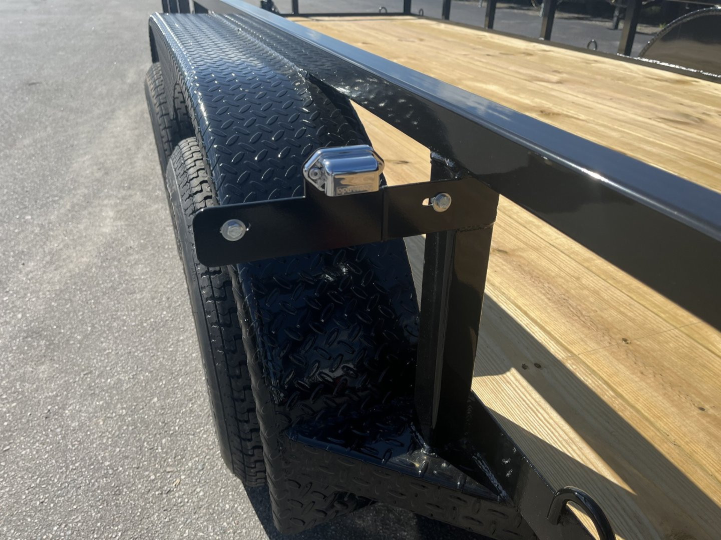 New UT62070 TEXAS TRAILERS 6'10" X 20' UTILITY TRAILER