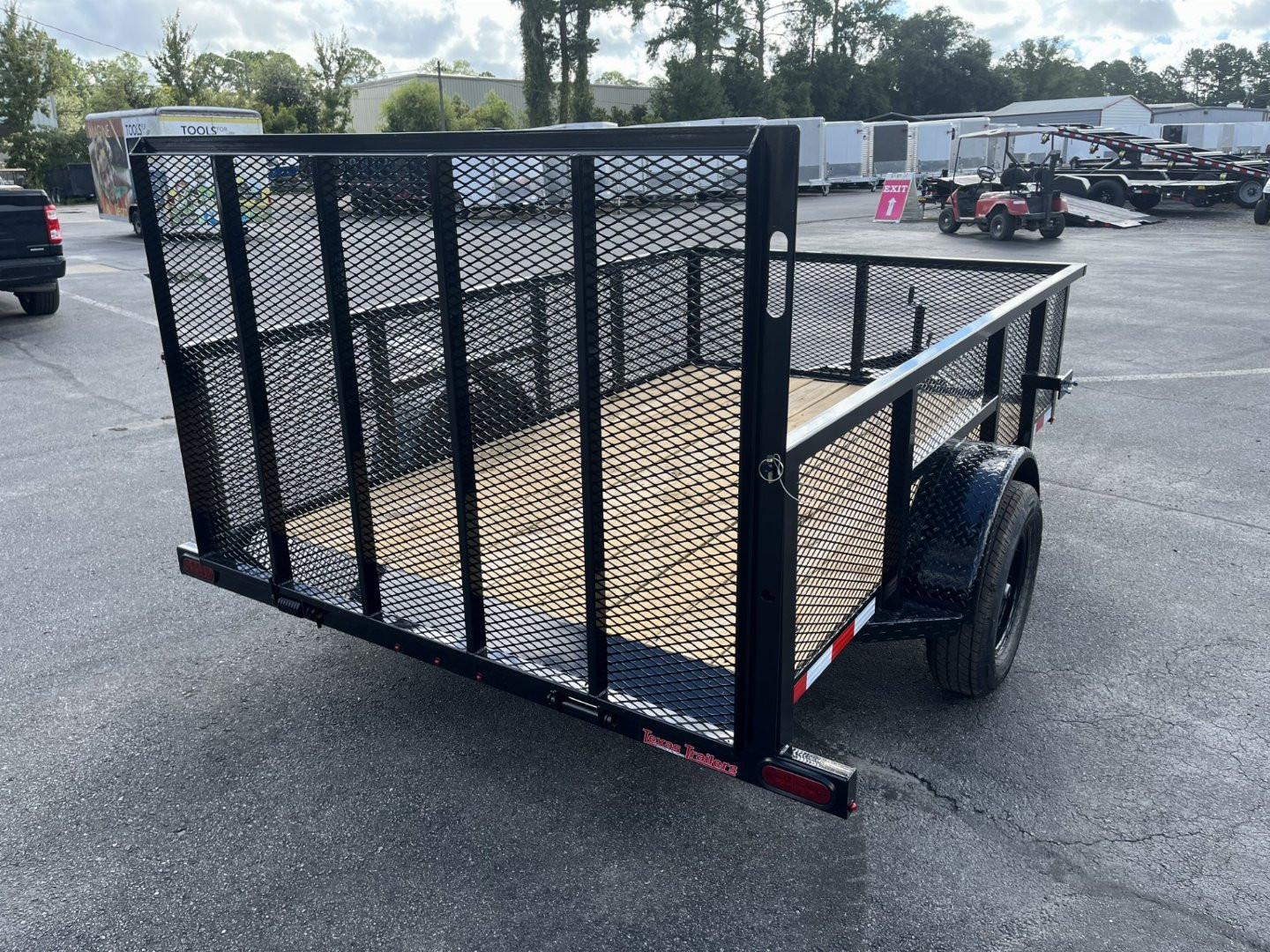 New LM61035 TEXAS TRAILERS 6'4" X 10' LAWN MAINTENANCE TRAILER