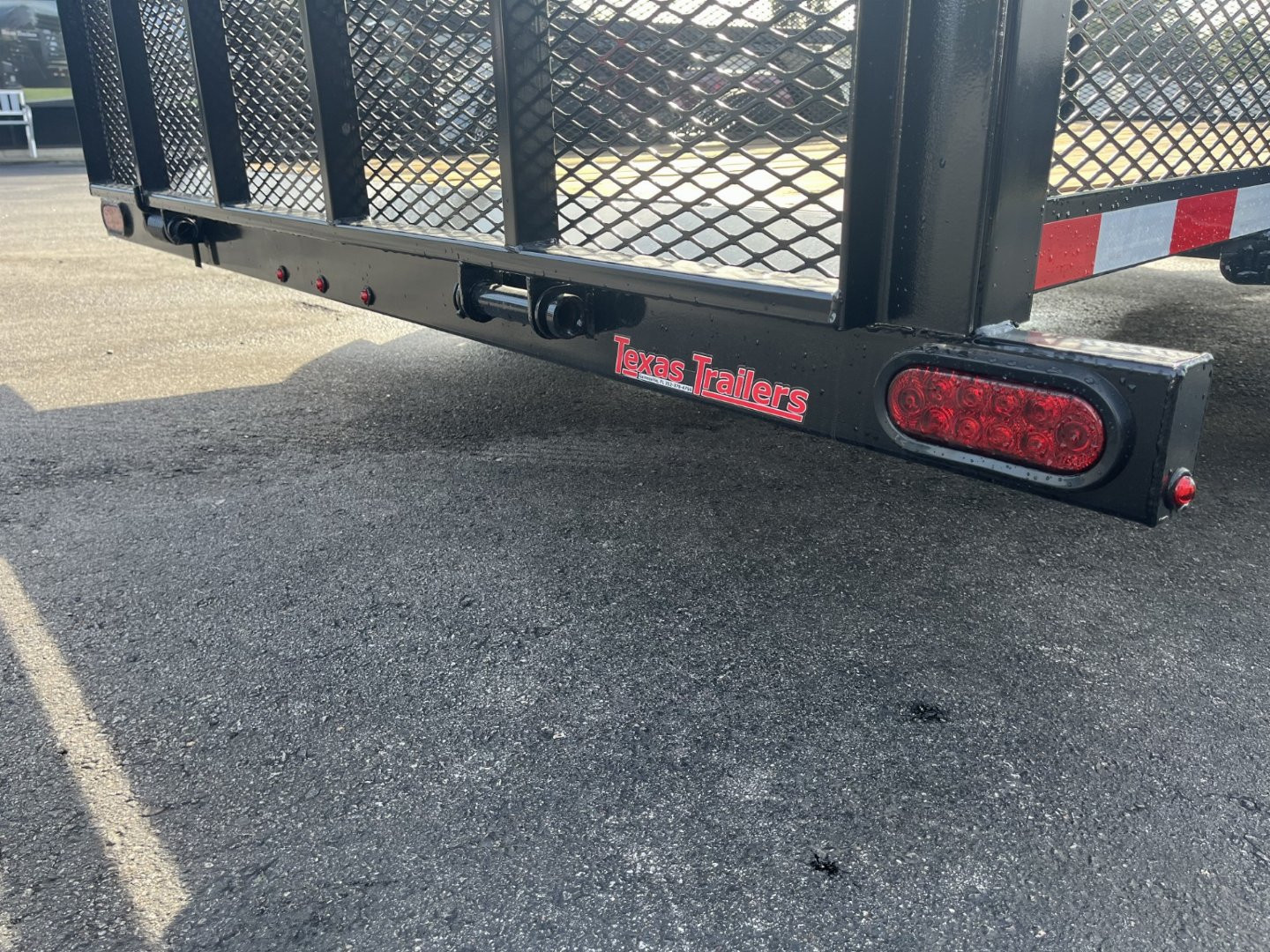 New LM61470 TEXAS TRAILERS 6'10" X 14' LAWN MAINTENANCE TRAILER