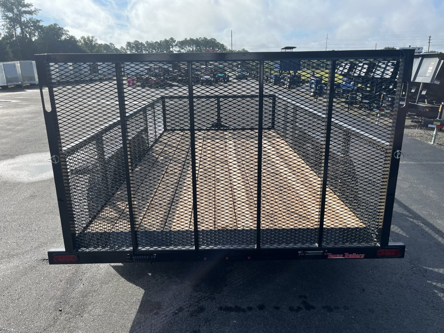 New LM61470 TEXAS TRAILERS 6'10" X 14' LAWN MAINTENANCE TRAILER
