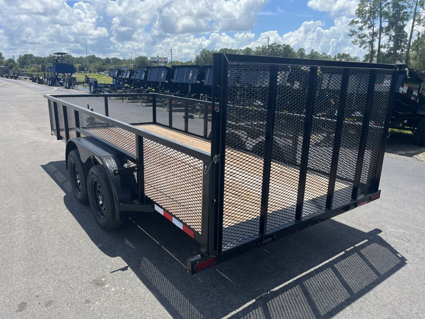 New LM61670 TEXAS TRAILERS 6'10" X 16' LAWN MAINTENANCE TRAILER