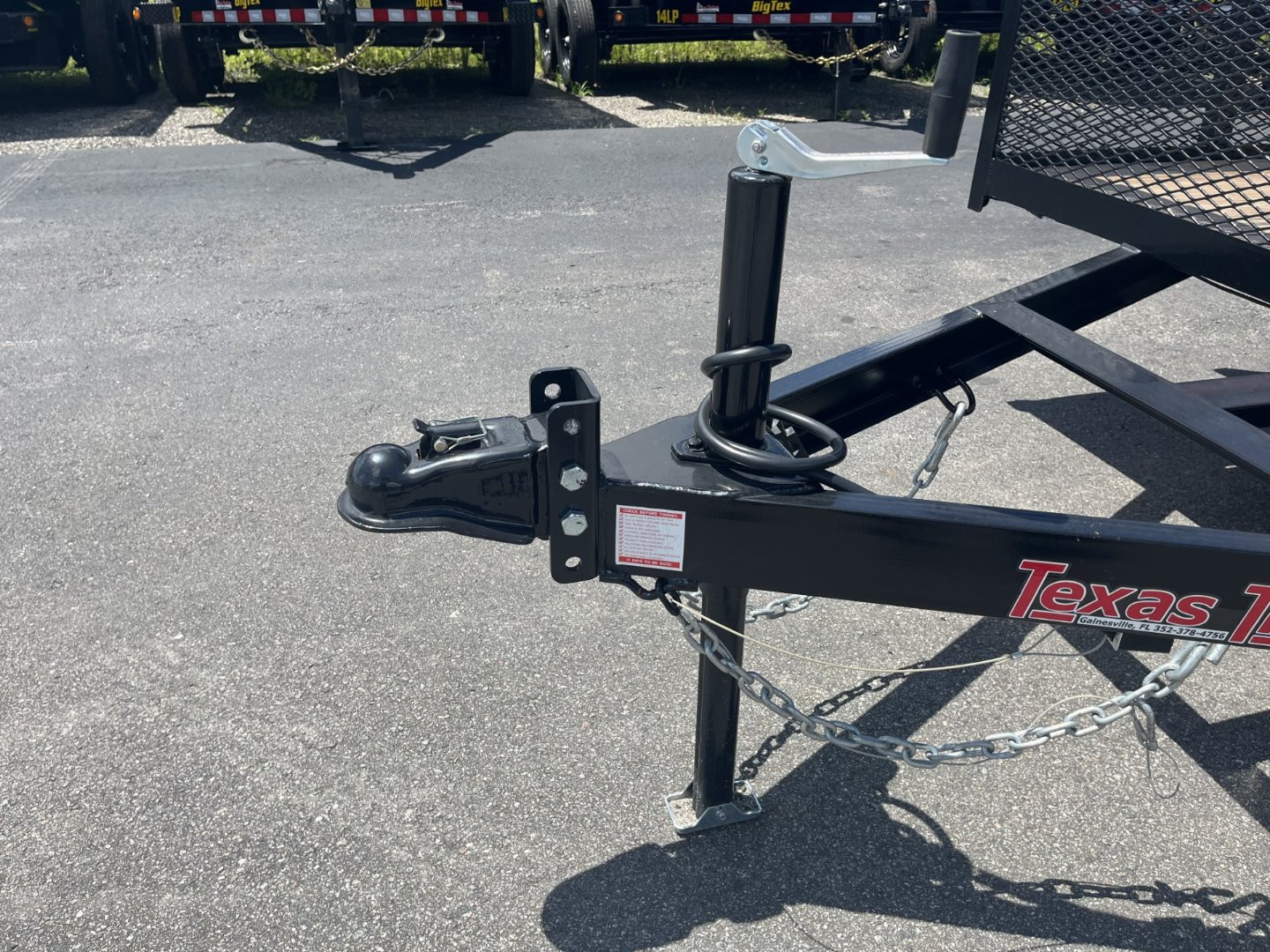 New LM61670 TEXAS TRAILERS 6'10" X 16' LAWN MAINTENANCE TRAILER