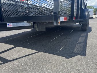 New LM61670 TEXAS TRAILERS 6'10" X 16' LAWN MAINTENANCE TRAILER