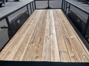 New LM61670 TEXAS TRAILERS 6'10" X 16' LAWN MAINTENANCE TRAILER