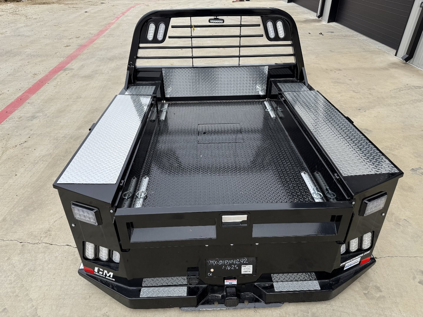 New 2025 CM Truck Beds TMX-01844242 Truck Bed