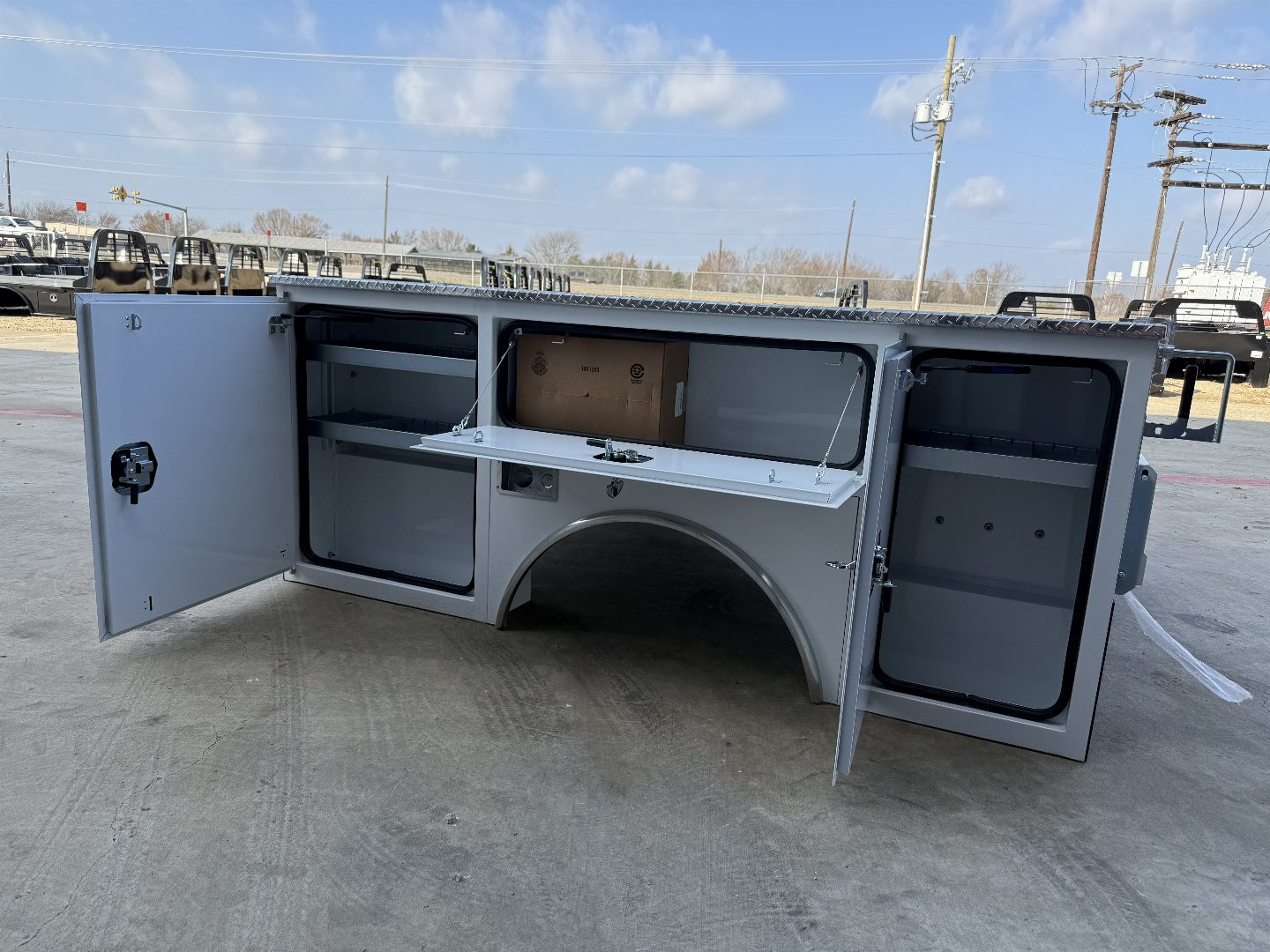 New 2025 CM Truck Beds CMG9878VVSSMLG2M Truck Bed