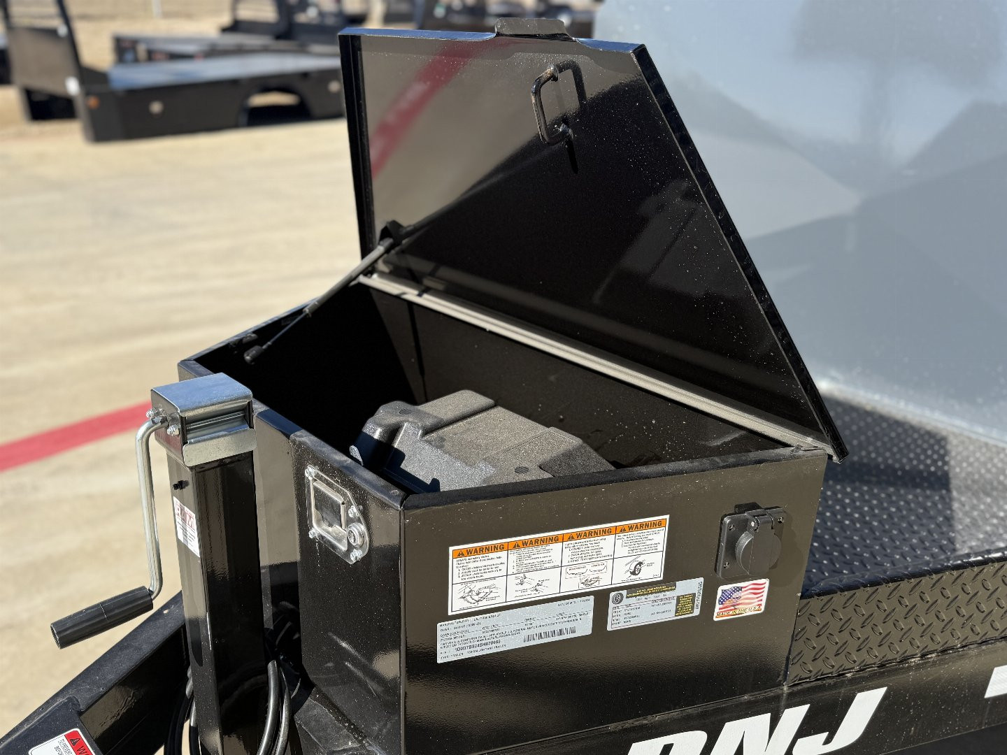 New 2025 DNJ Trailers 750GAL Tank Trailer