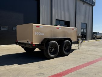 New 2025 DNJ Trailers 950GAL Tank Trailer