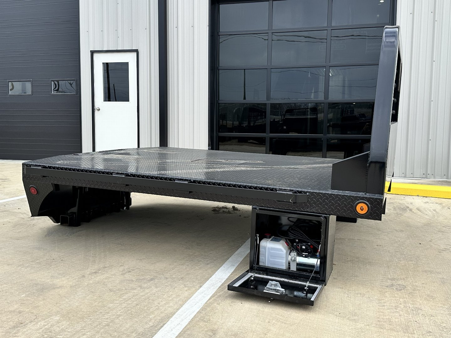 New 2025 Norstar SR0868456 Bale Spike Truck Bed