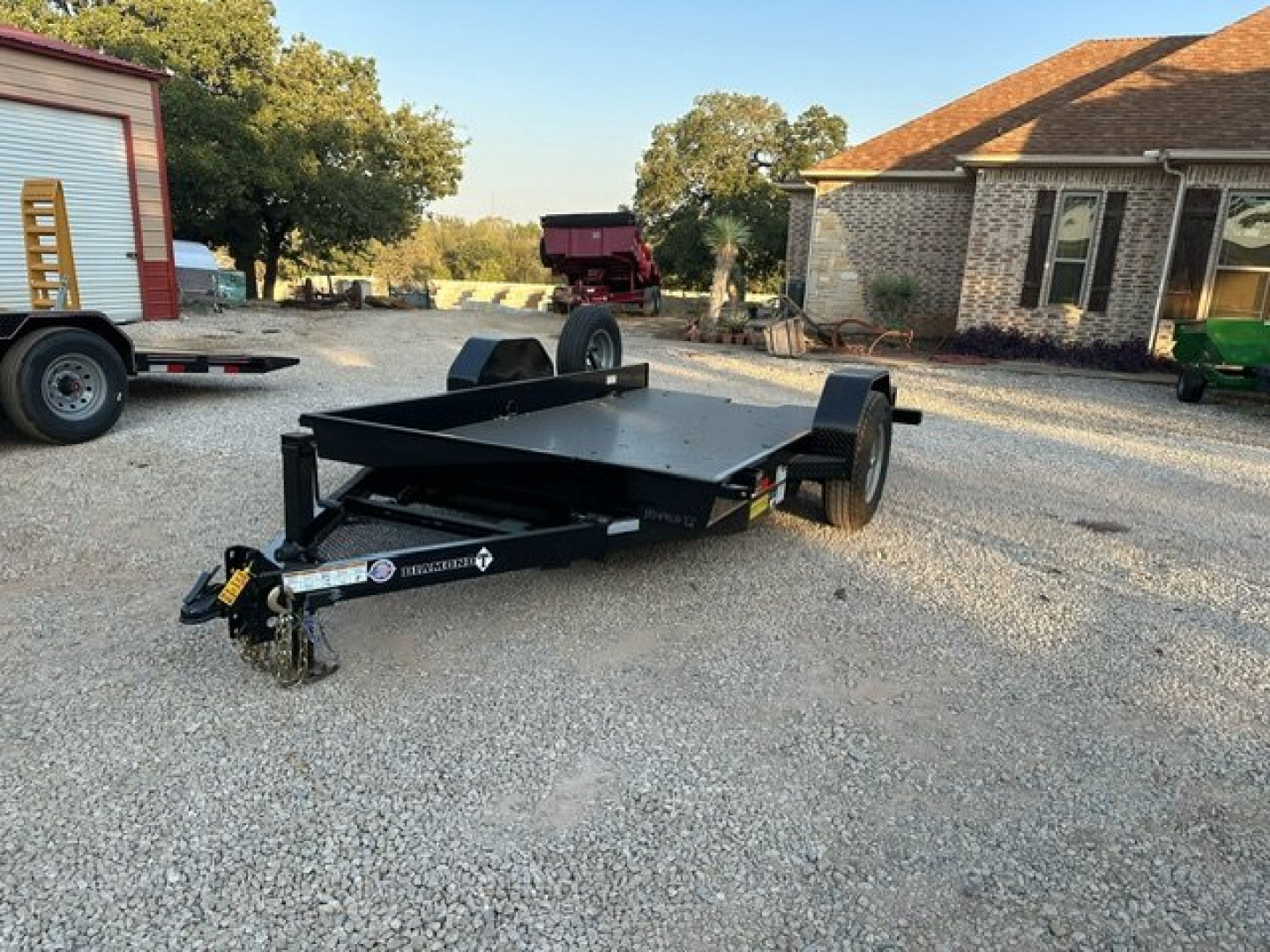 New 2024 Diamond T Scissor Lift Tilt Trailer