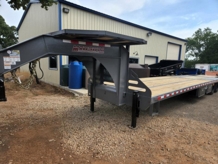 New 102" X 40' FBHB 40' GN Hydraulic Flatbed