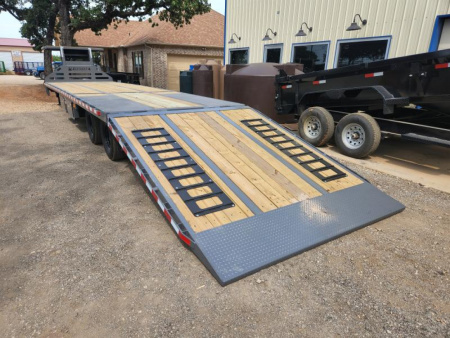 New 102" X 40' FBHB 40' GN Hydraulic Flatbed