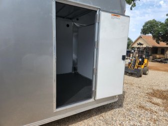 New 8.5' X 24' Car Hauler Cargo / Enclosed Trailer