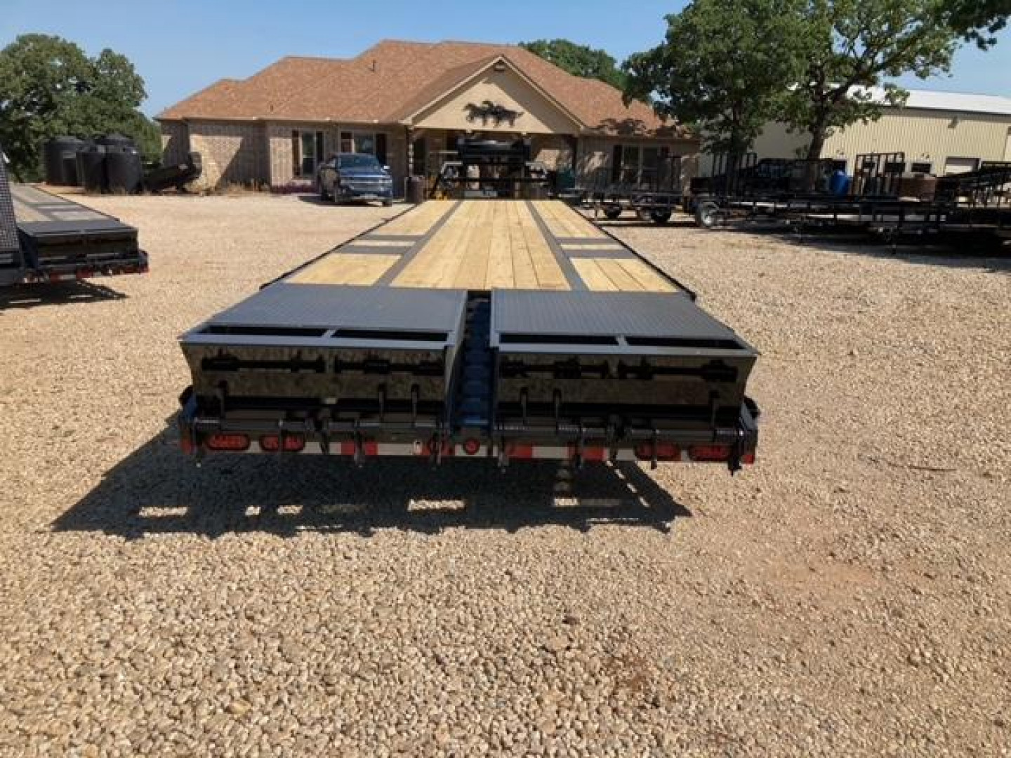New 102" X 40' Gooseneck Flat Bed Trailer