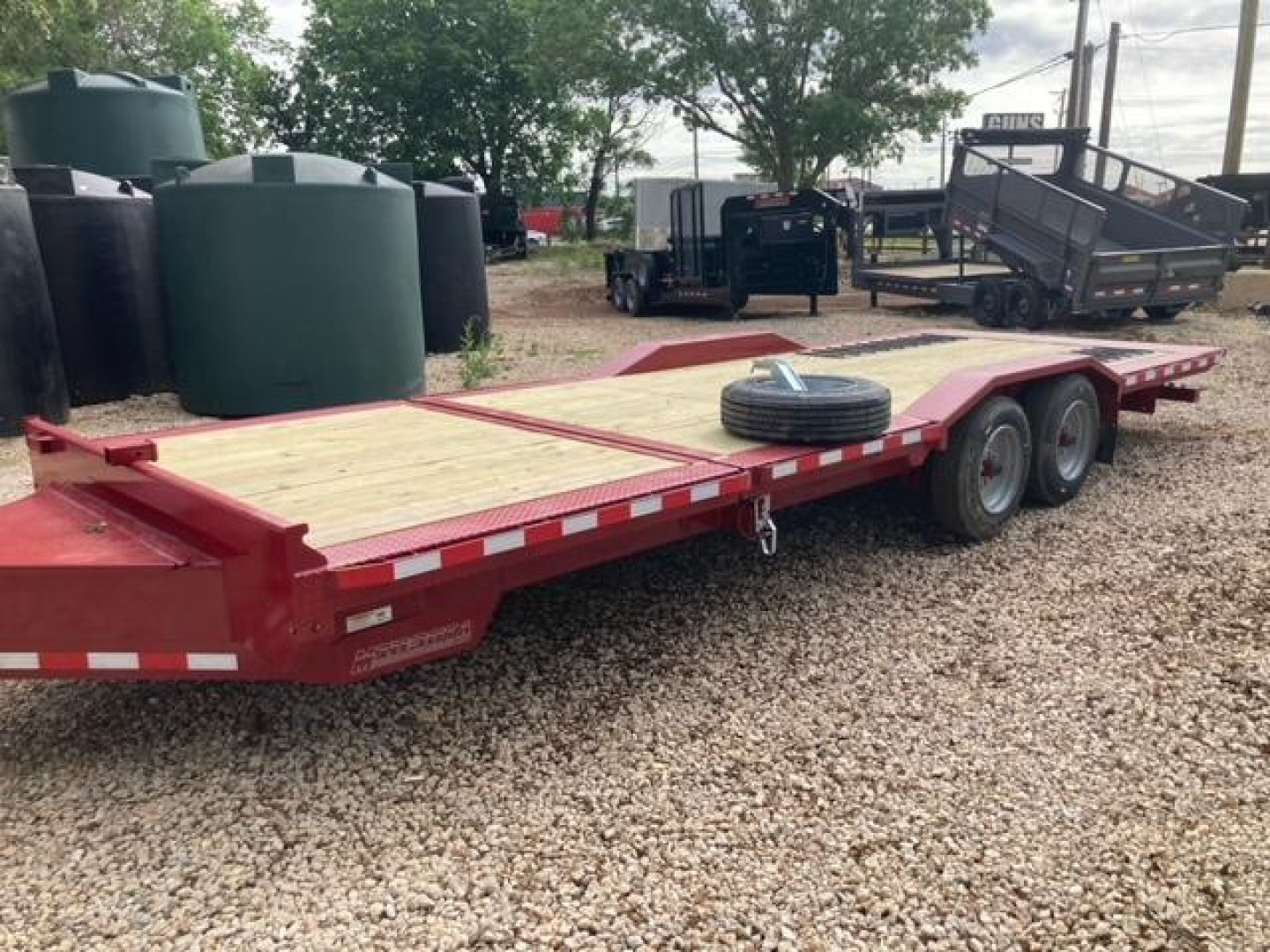 New 2022 MIDSOTA TBWB-24 Tilt Trailer