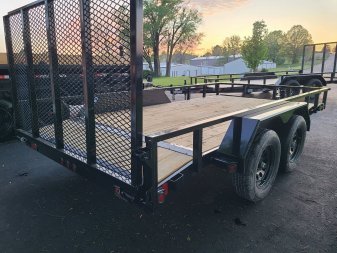 New 83 X 14 dovetail, 2-35K axles w/ 2 brakes, 7K dropleg jack, 2 5/16" adj coupler/hitch, #800