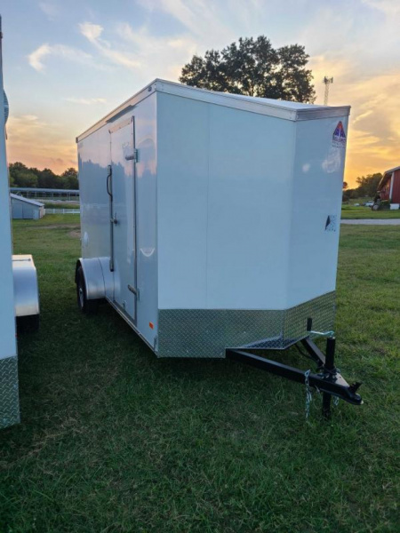 New HAUL ABOUT, 6 X 12 SINGLE AXLE, 3/8  PLYWOOD WALLS, WHITE
