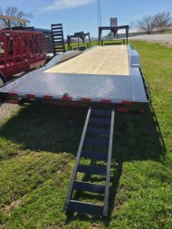 New Trailerman Gooseneck, 83 x 34+4, 2-car hauler, 21k axles, toolbox, 2 jacks, drive over fenders, catwalk, black #528