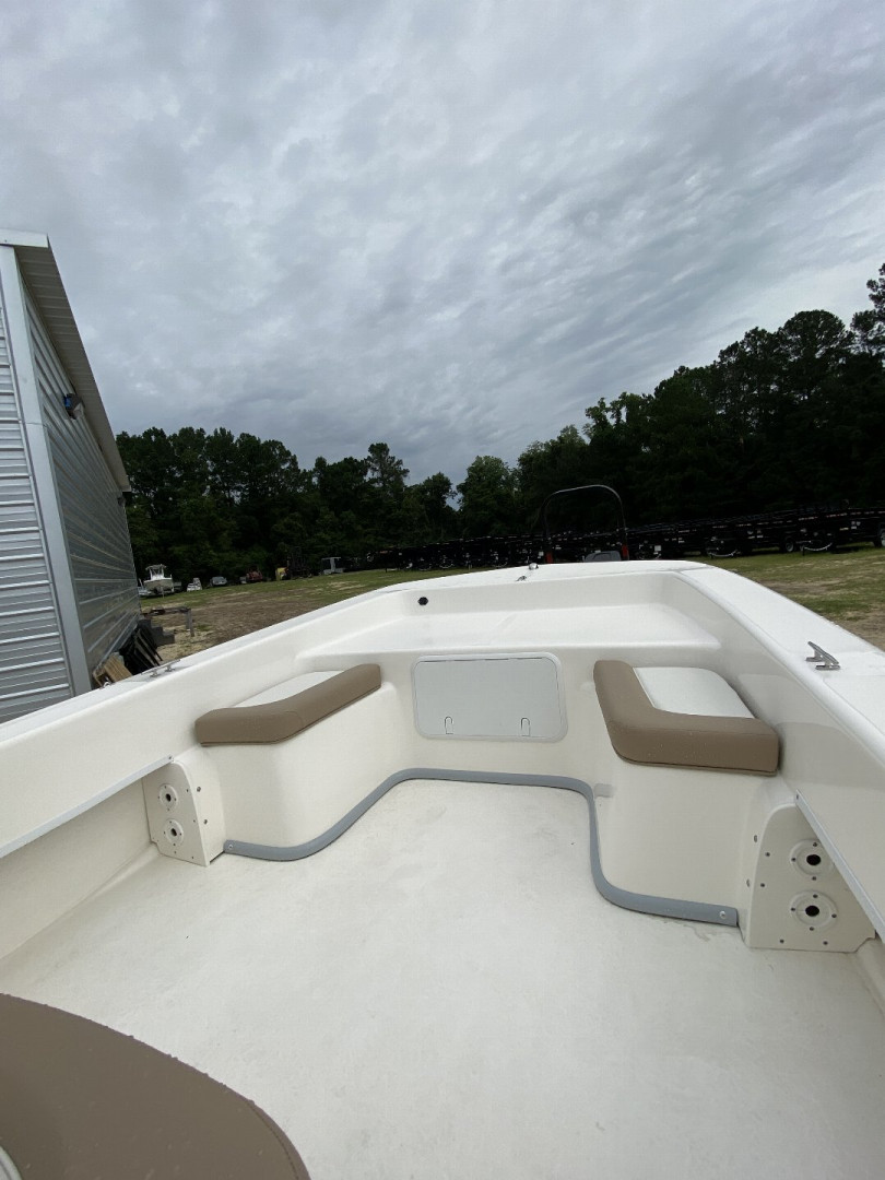 New 2023 OTHER B22CCR Bay Boat