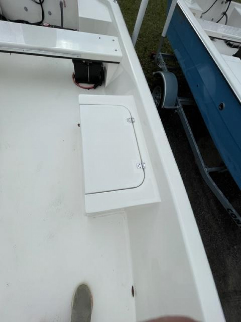 New 2023 STUMPNOCKER 174 TILLER Skiff Boat