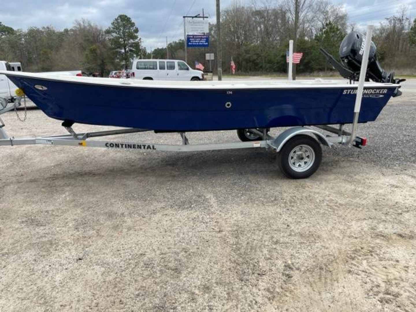 New 2023 STUMPNOCKER 174 TILLER Skiff Boat