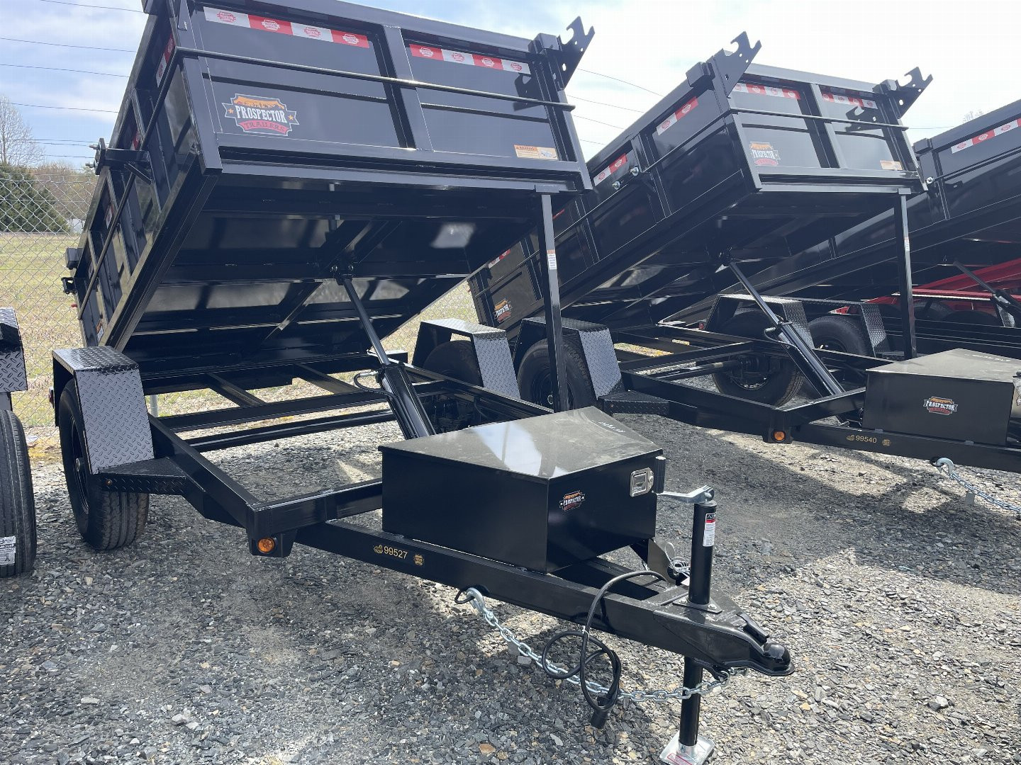 New 2025 Covered Wagon Trailers 5x8 Dump Trailer