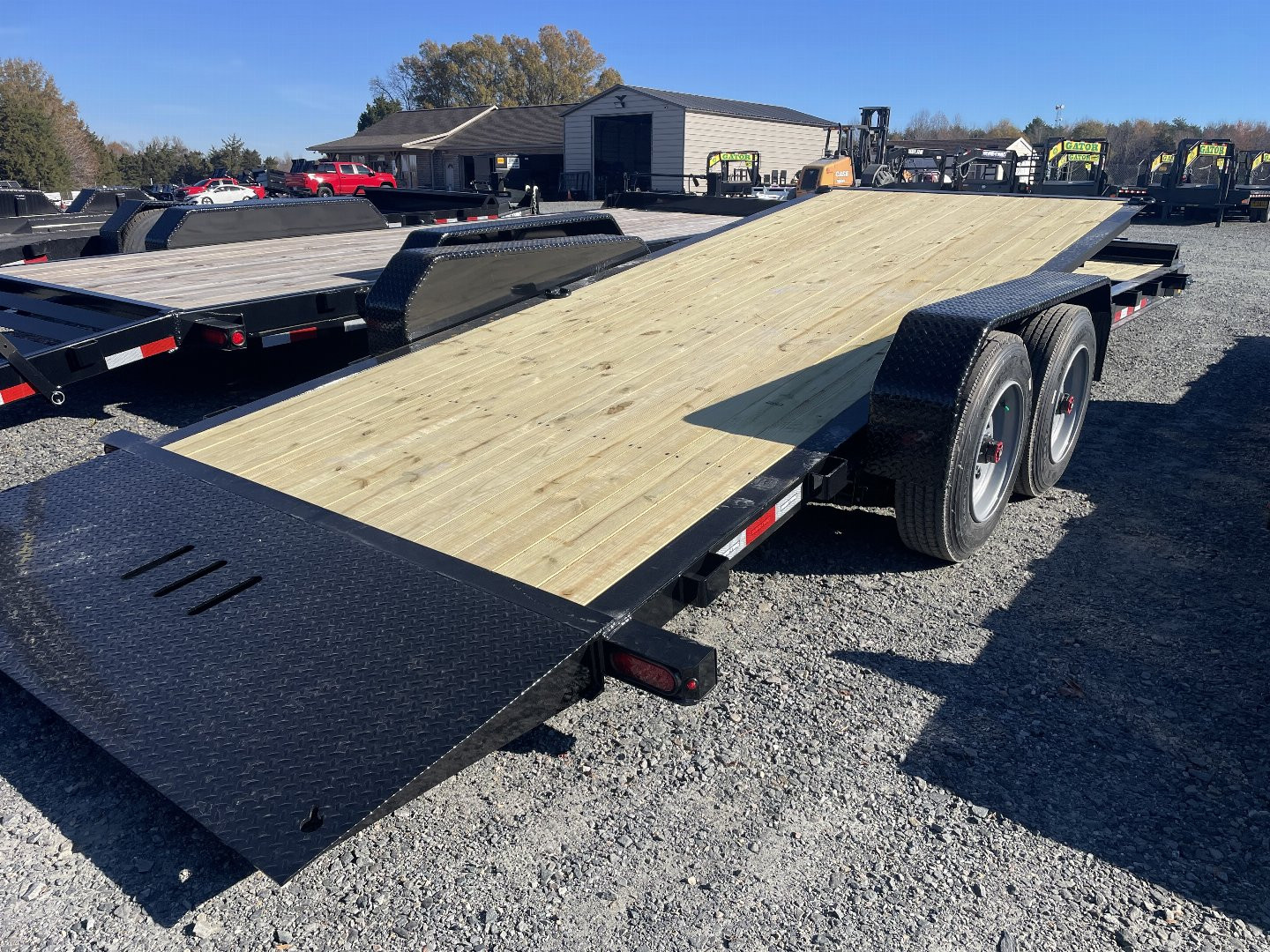 New 2025 Sure-Trac tilt 22' Equipment Trailer pro series