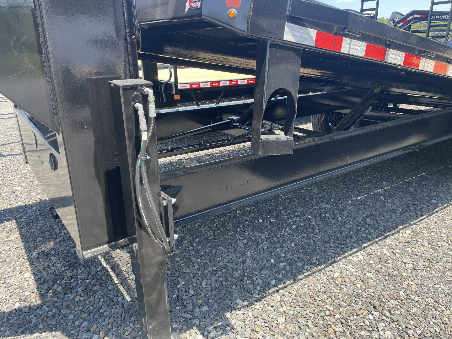 New 2025 Sure-Trac gooseneck power tilt 102 x 24'