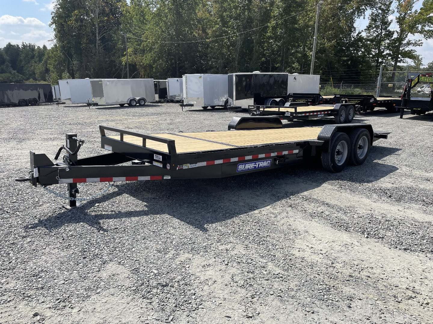 New 2025 SURE-TRAC 7x22' tilt Equipment Trailer