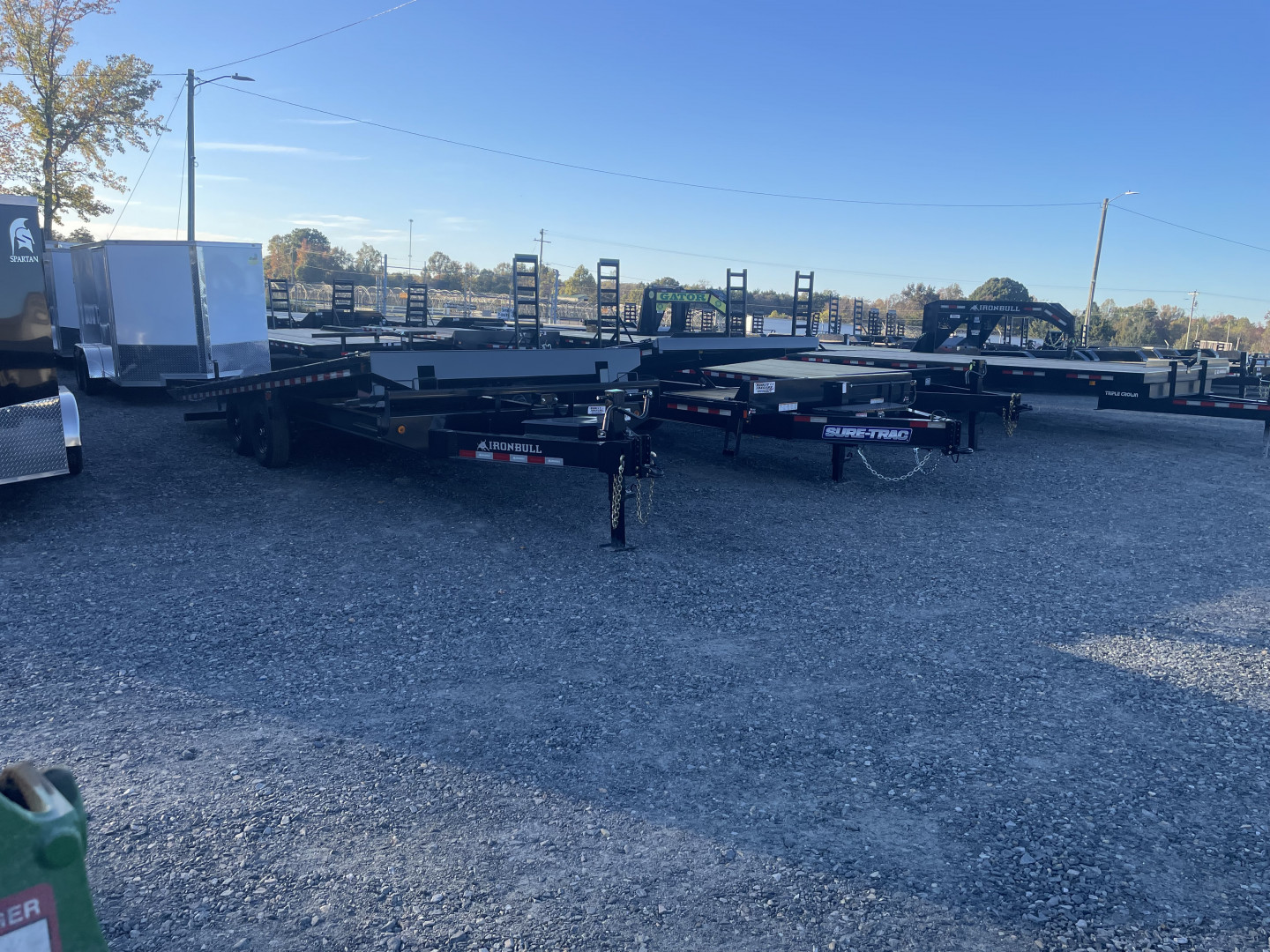 New 2025 SURE-TRAC power tilt Deckover Trailer