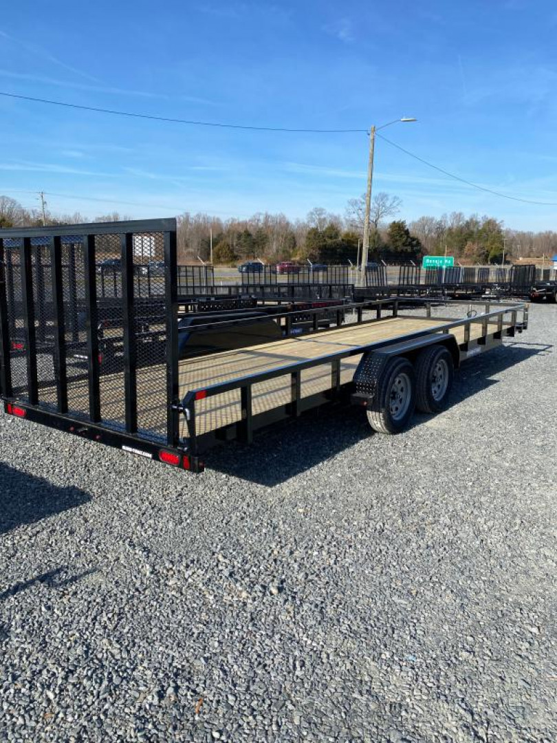 New 2025 SURE-TRAC ST8224TAT-B-070 Utility Trailer