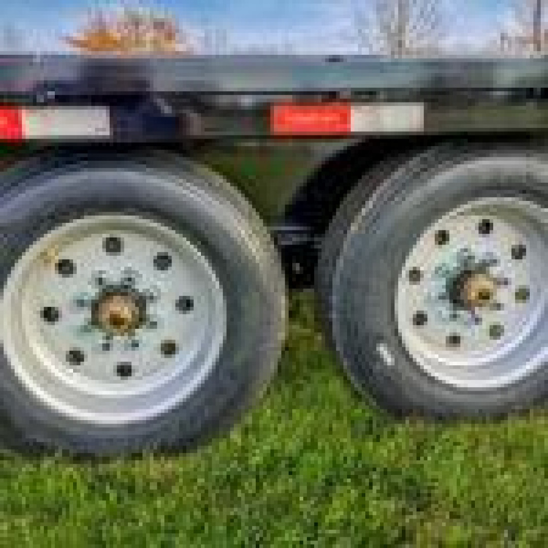 New 2025 GATORMADE TRAILERS Pintle Trailer Tandem Axle 16k GVWR Deckover Trailer