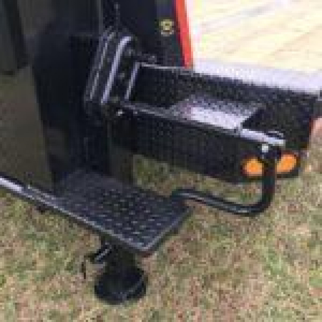 New 2026 Gatormade Trailers Gooseneck with Hydraulic Dovetail Gooseneck Bodies