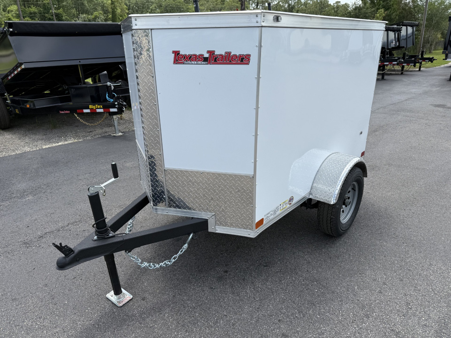 New TX4X6SA TEXAS TRAILERS 4' X 6' CARGO / ENCLOSED TRAILER W/ REAR SINGLE SWING DOOR