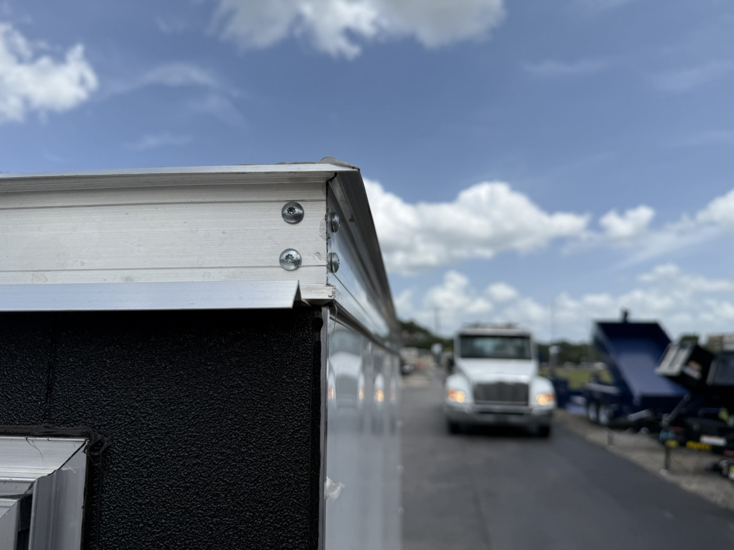 New TX4X6SA TEXAS TRAILERS 4' X 6' CARGO / ENCLOSED TRAILER W/ REAR SINGLE SWING DOOR