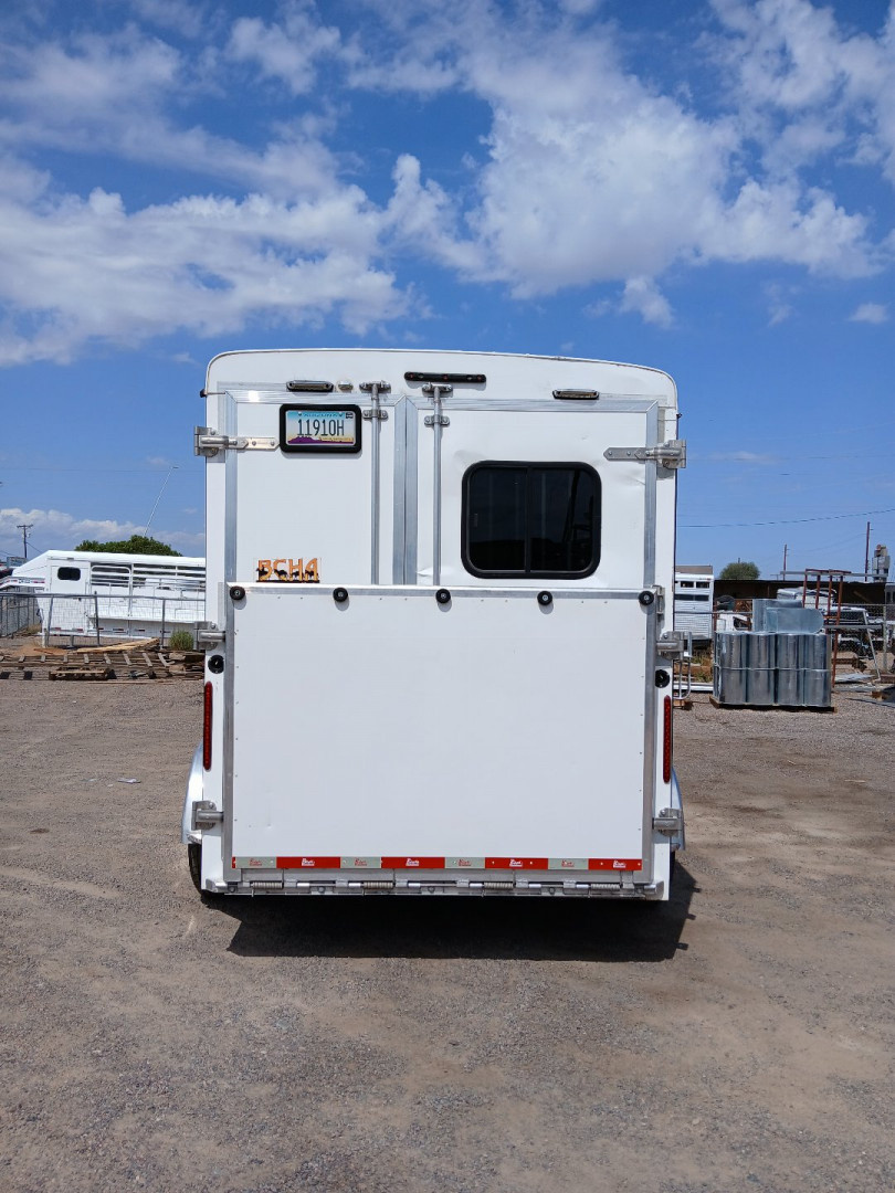 Used 2017 Bison Trailers 2H GN LQ Horse Trailer