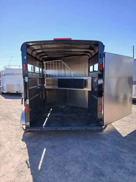 New 2025 Maverick Trailers 2H HS BP BLACK Horse Trailer