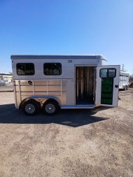 New 2025 MAVLITE DX 2H BP WARMBLOOD Horse Trailer