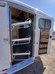 New 2025 MAVERICK TRAILERS MAVERICK 3H GOOSENECK Horse Trailer