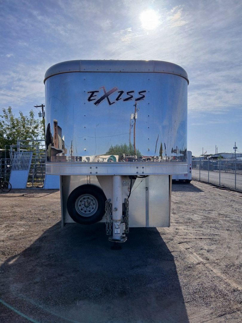 Used 2014 Exiss Trailers 7208 2H LQ Horse Trailer