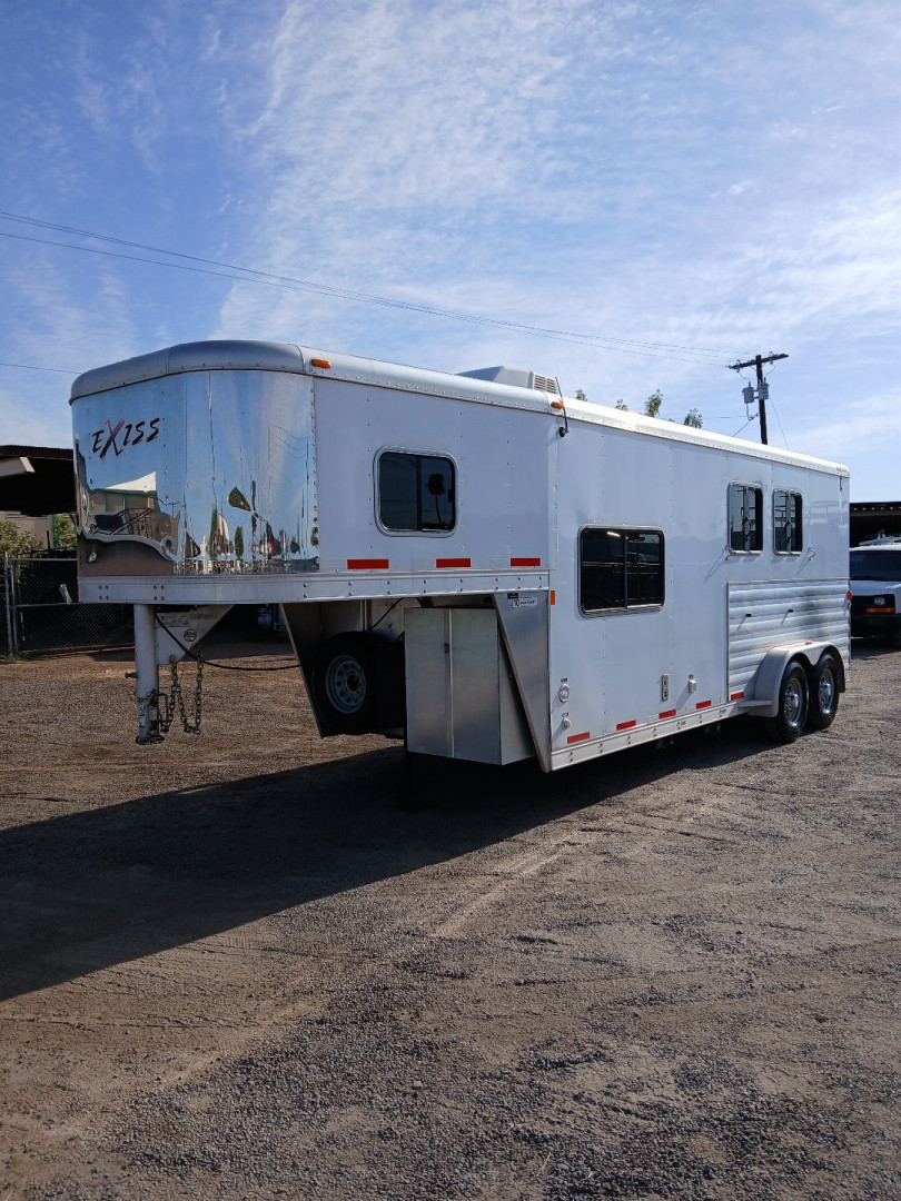 Used 2014 Exiss Trailers 7208 2H LQ Horse Trailer