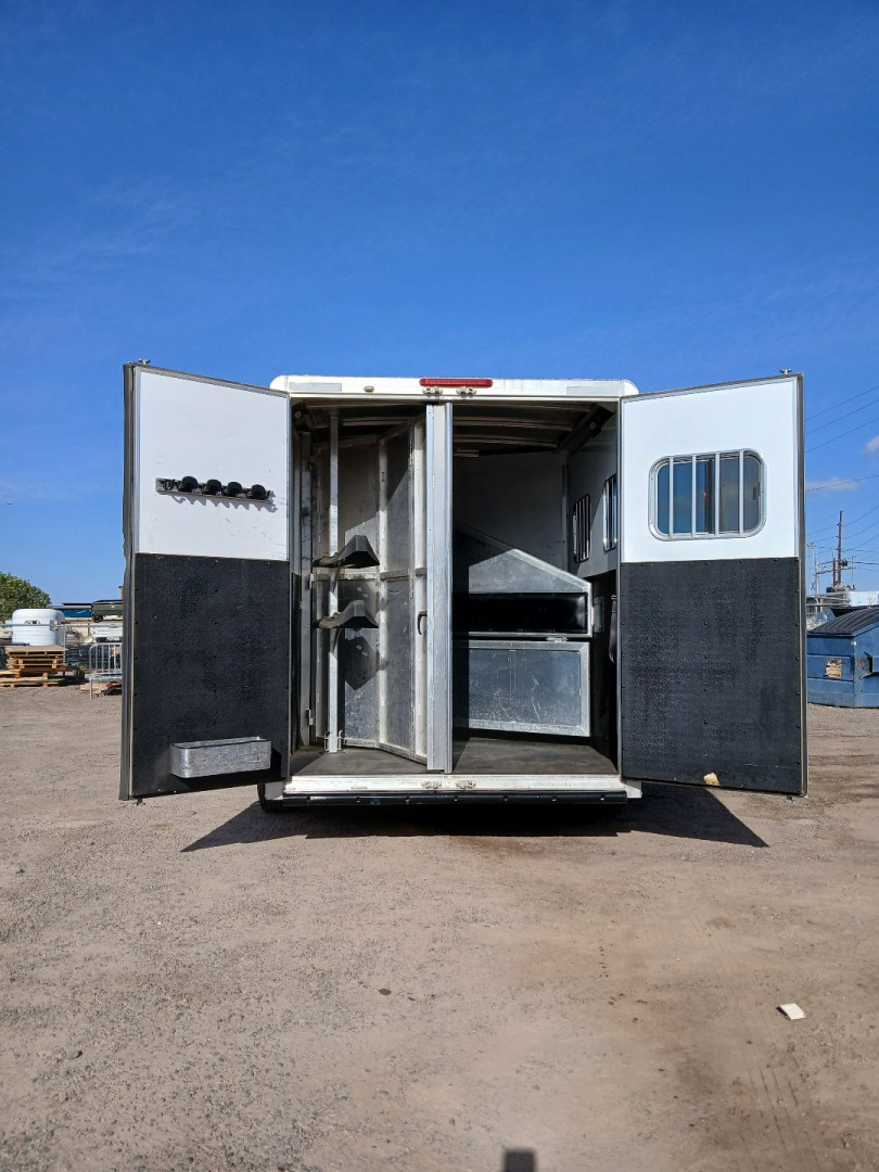 Used 2014 Exiss Trailers 7208 2H LQ Horse Trailer