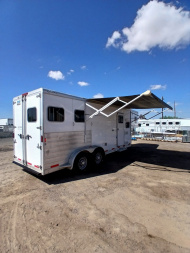 Used 2014 Exiss Trailers 7208 2H LQ Horse Trailer